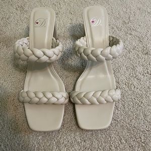 White/stone strapped heels